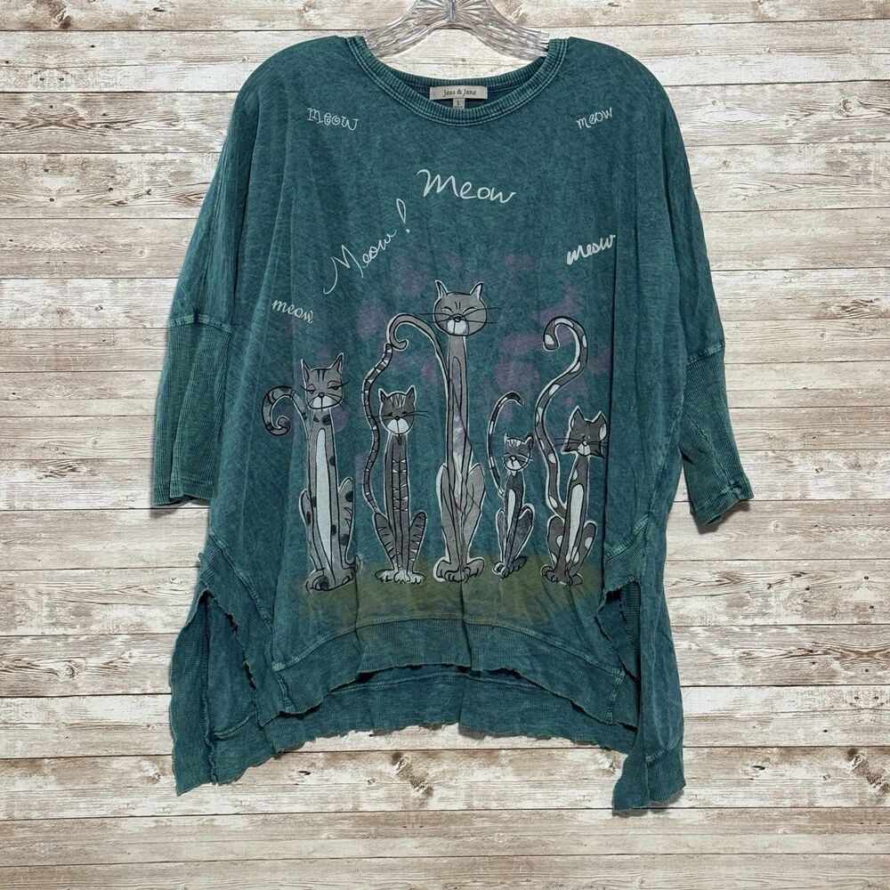 Jess & Jane Oversize Tunic Top Large Stylized Cats Meow Mineral Wash Gorpcore